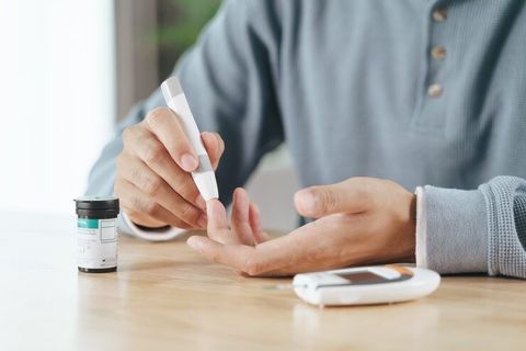 Diabetes Management: Explore How Daily Monitoring Supports Better Control